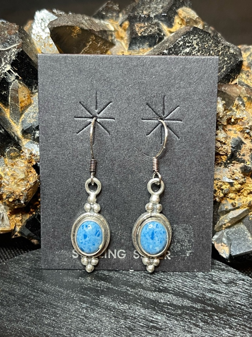 🌑NWT 925 Sterling Silver Denim Lapis Earrings🌑
